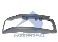 079419 Рамка фары RVI Premium до 2006г правая